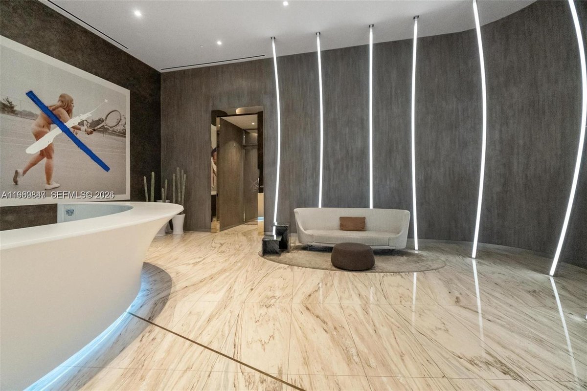 1000 Brickell Plz # 3310, Miami FL 33131