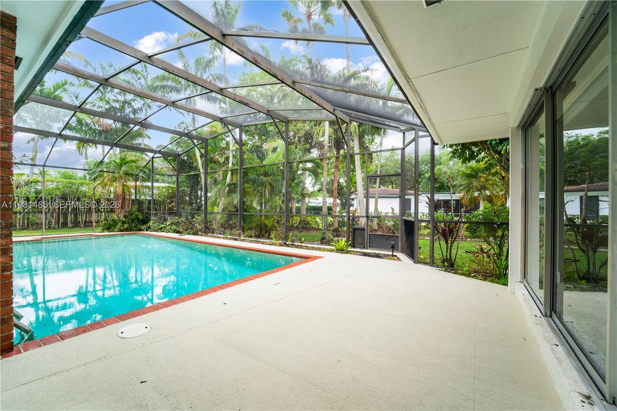 7970 SW 146th St, Palmetto Bay FL 33158