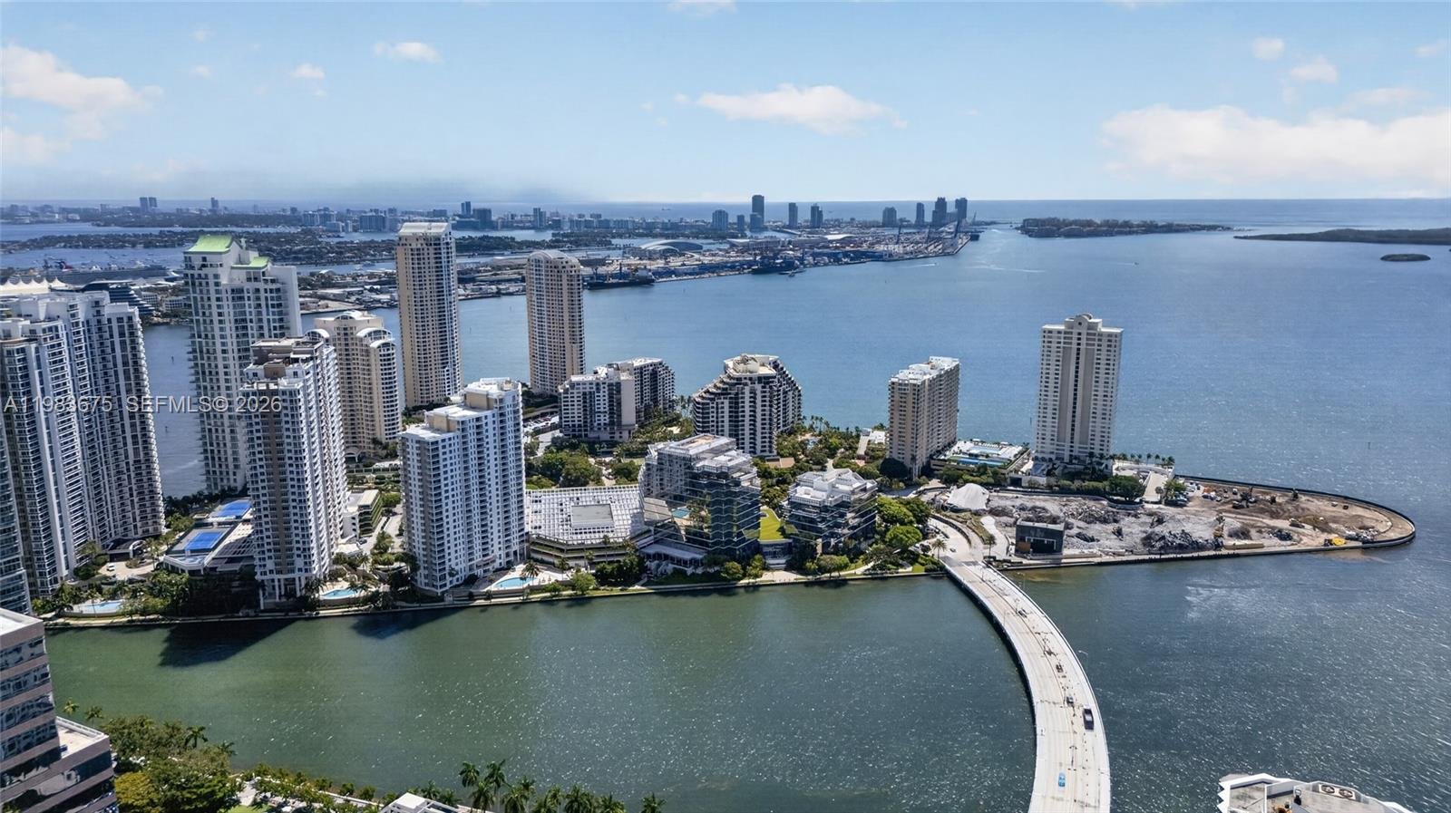 950 Brickell Bay Dr # 4100, Miami FL 33131