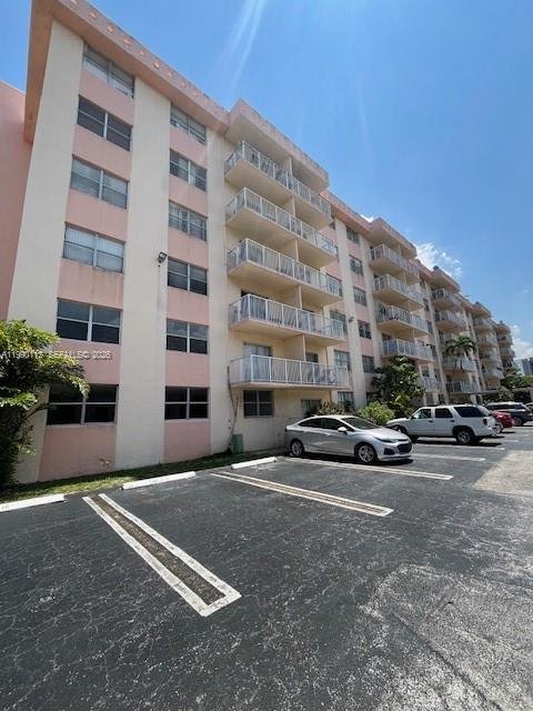 North Miami Beach, FL
