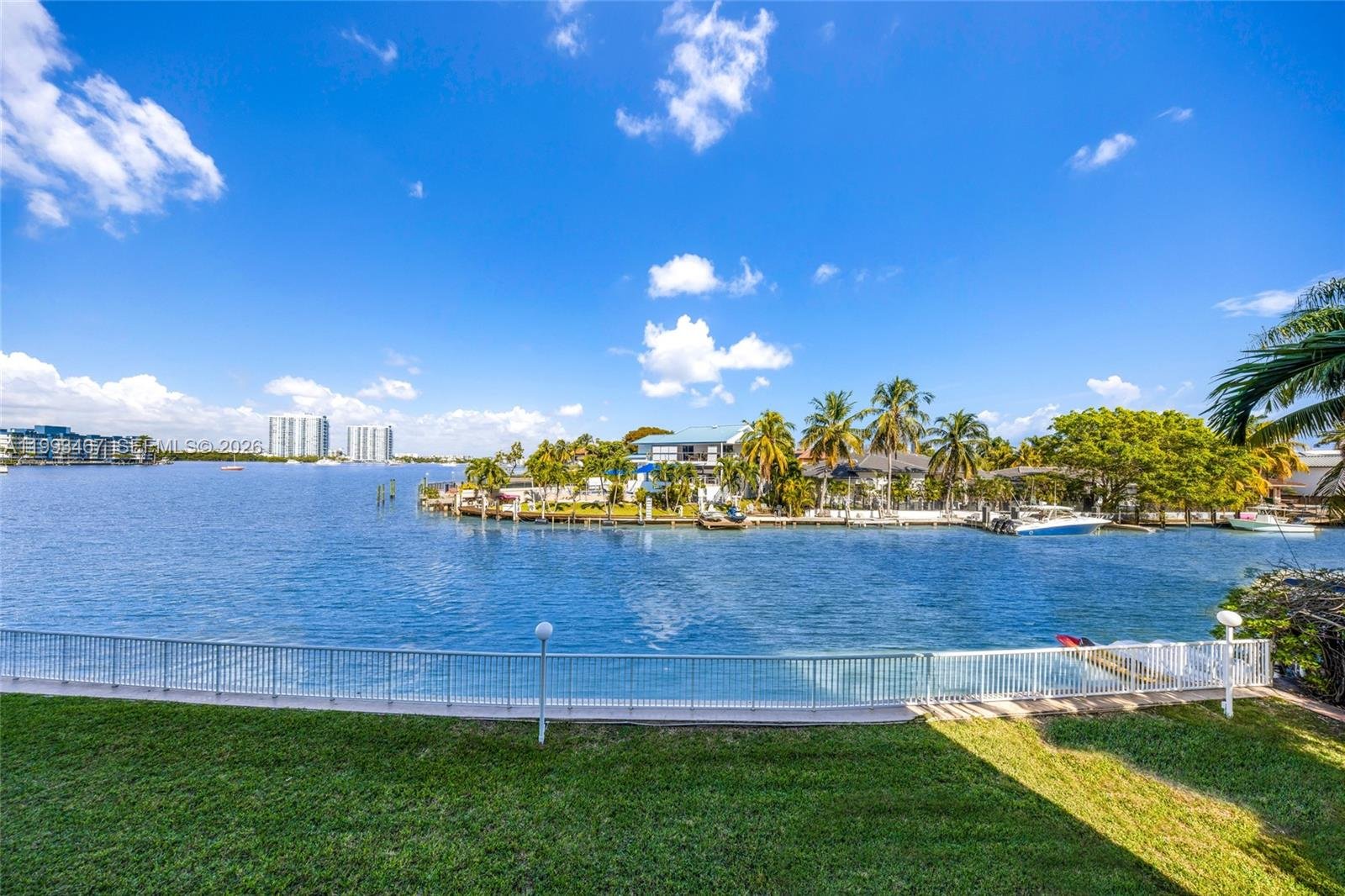 2841 NE 163rd  St # 215, North Miami Beach FL 33160