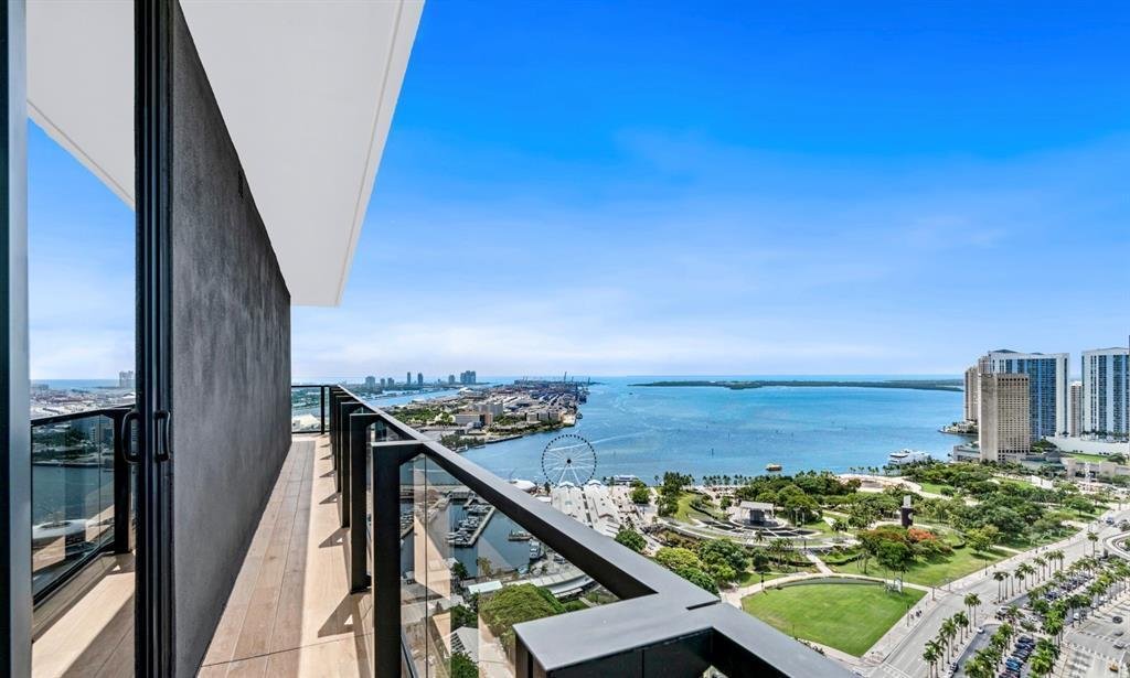 398 NE 5th Street # 4015, Miami FL 33132