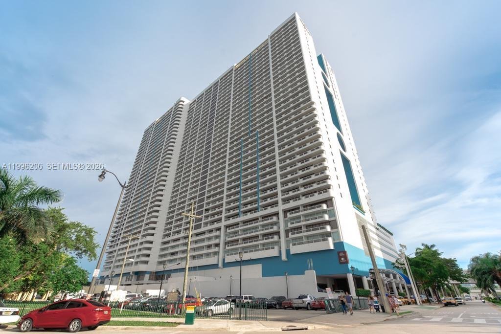 1717 N Bayshore Dr # 2254, Miami FL 33132