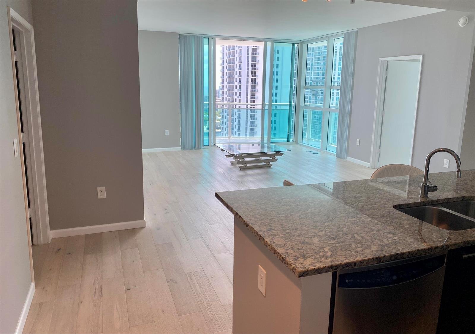 951 Brickell Avenue # 3611, Miami FL 33131