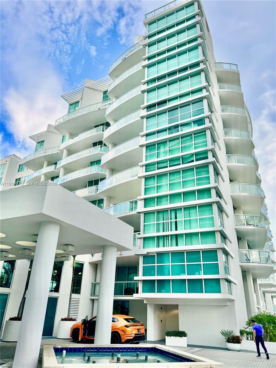 3131 NE 188th St # 1213, Aventura FL 33180
