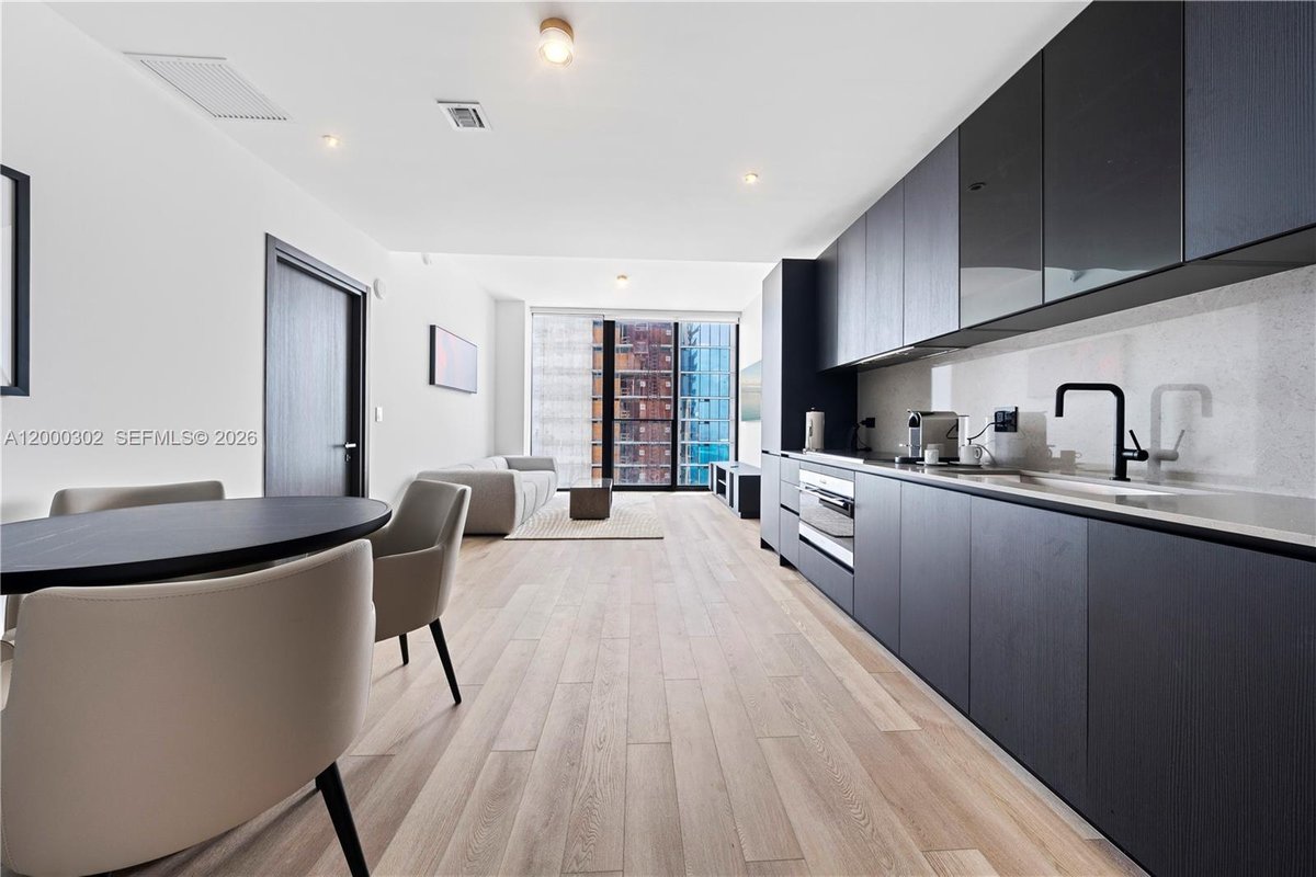 20 NE 11th St # 4403, Miami FL 33132