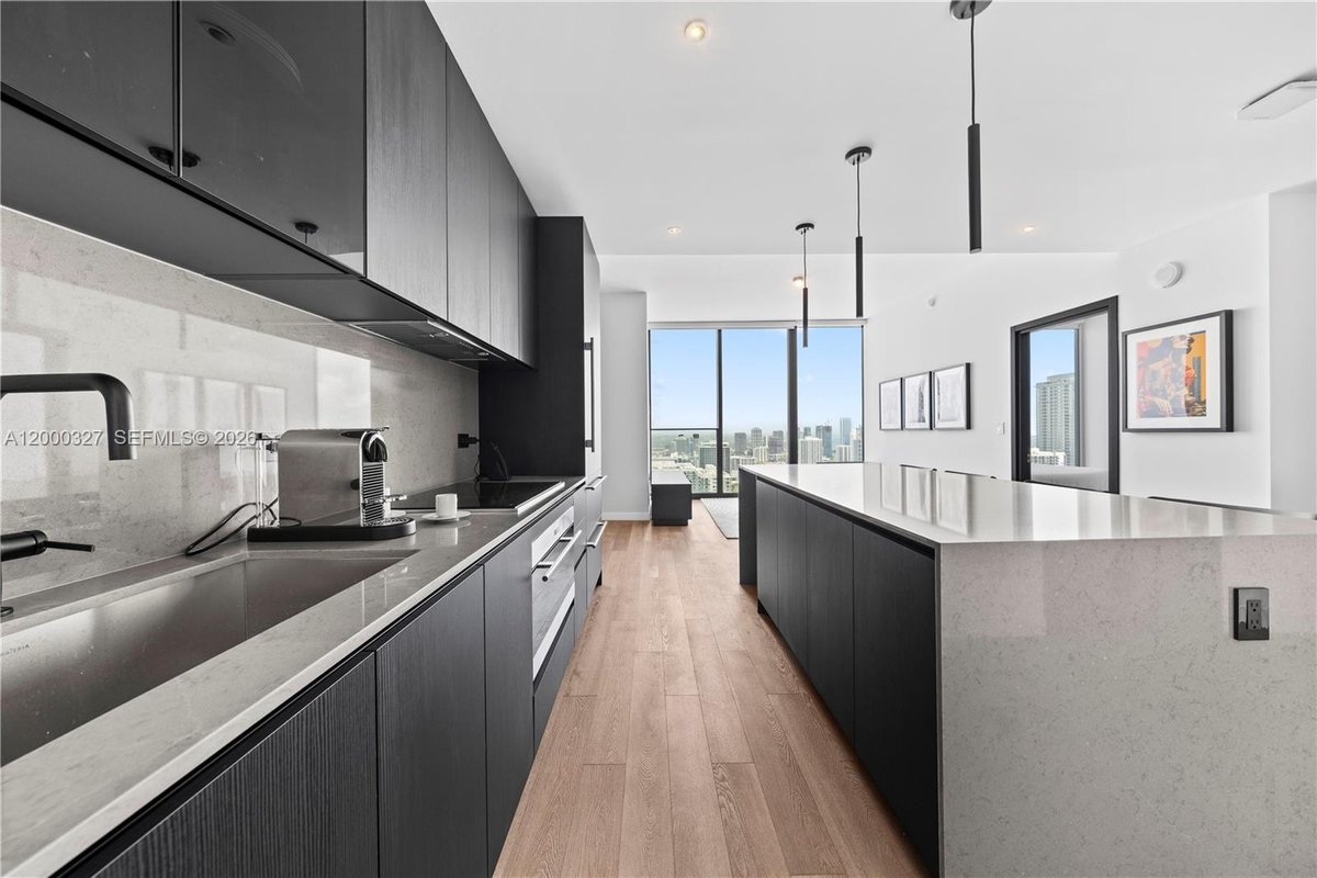 20 NE 11th St # 4502, Miami FL 33132