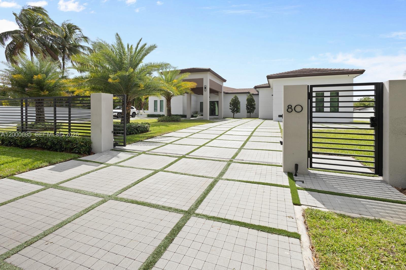 80 NW 129th Ave, Miami FL 33182