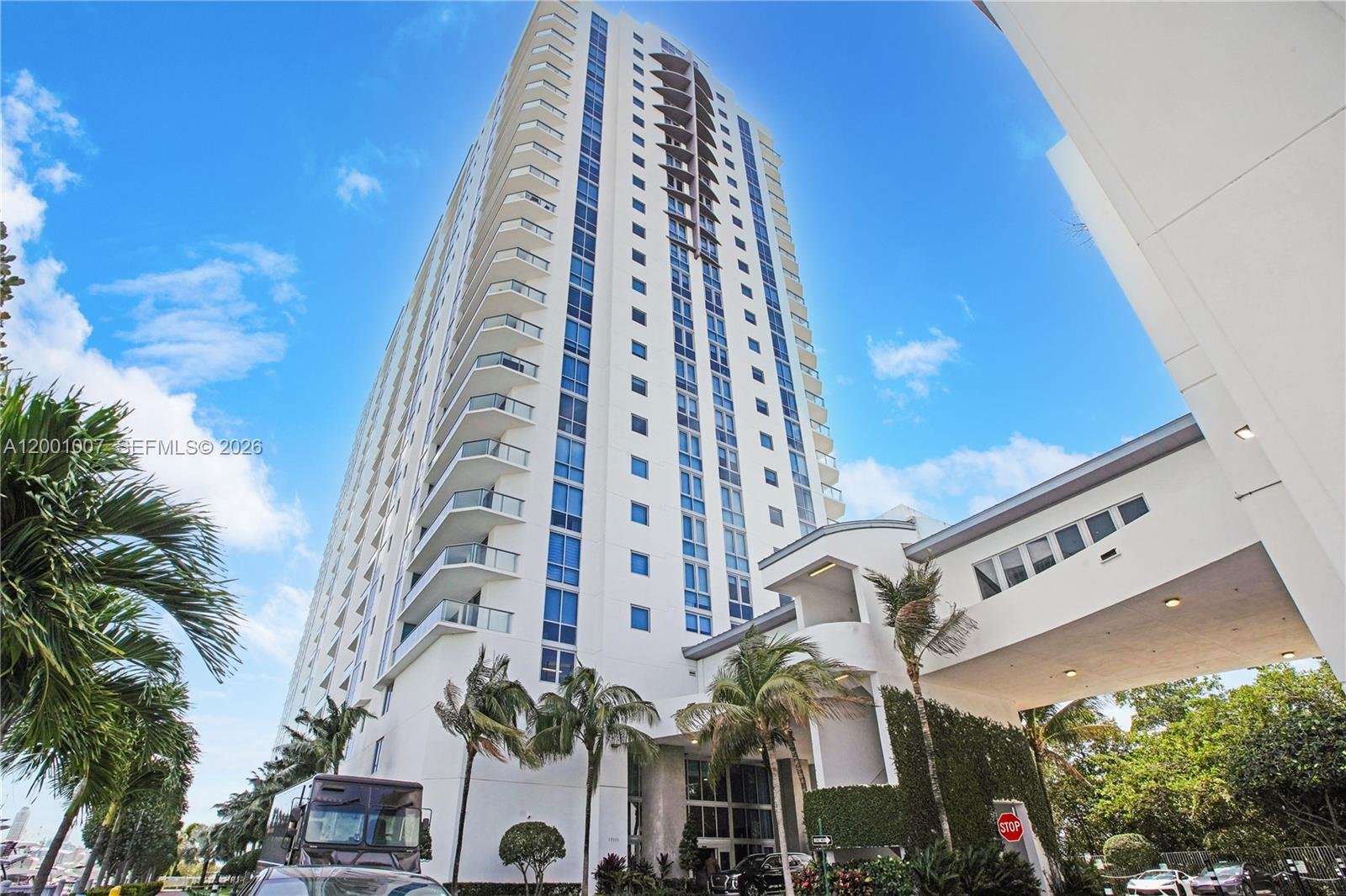 17111 Biscayne Blvd # 2008, North Miami Beach FL 33160