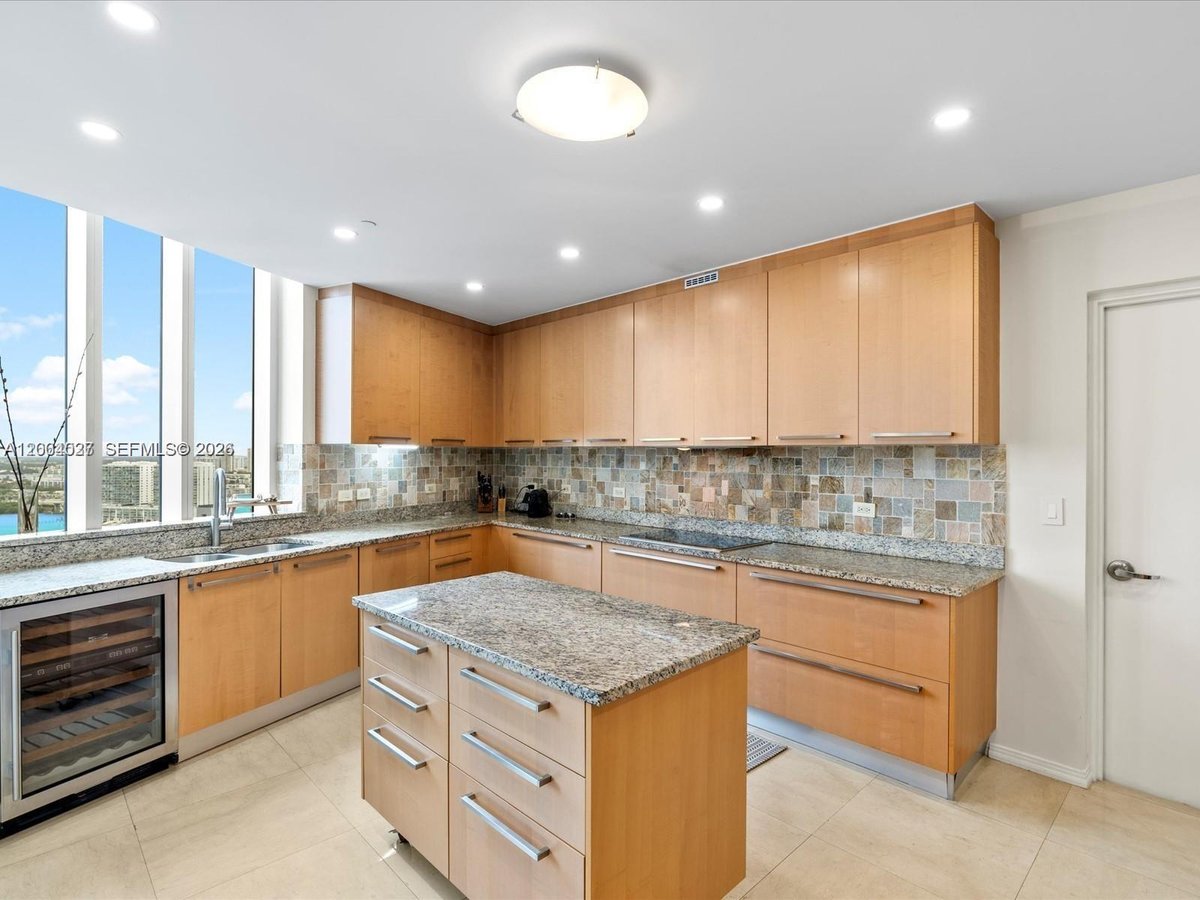 16001 Collins Ave # 406, Sunny Isles Beach FL 33160