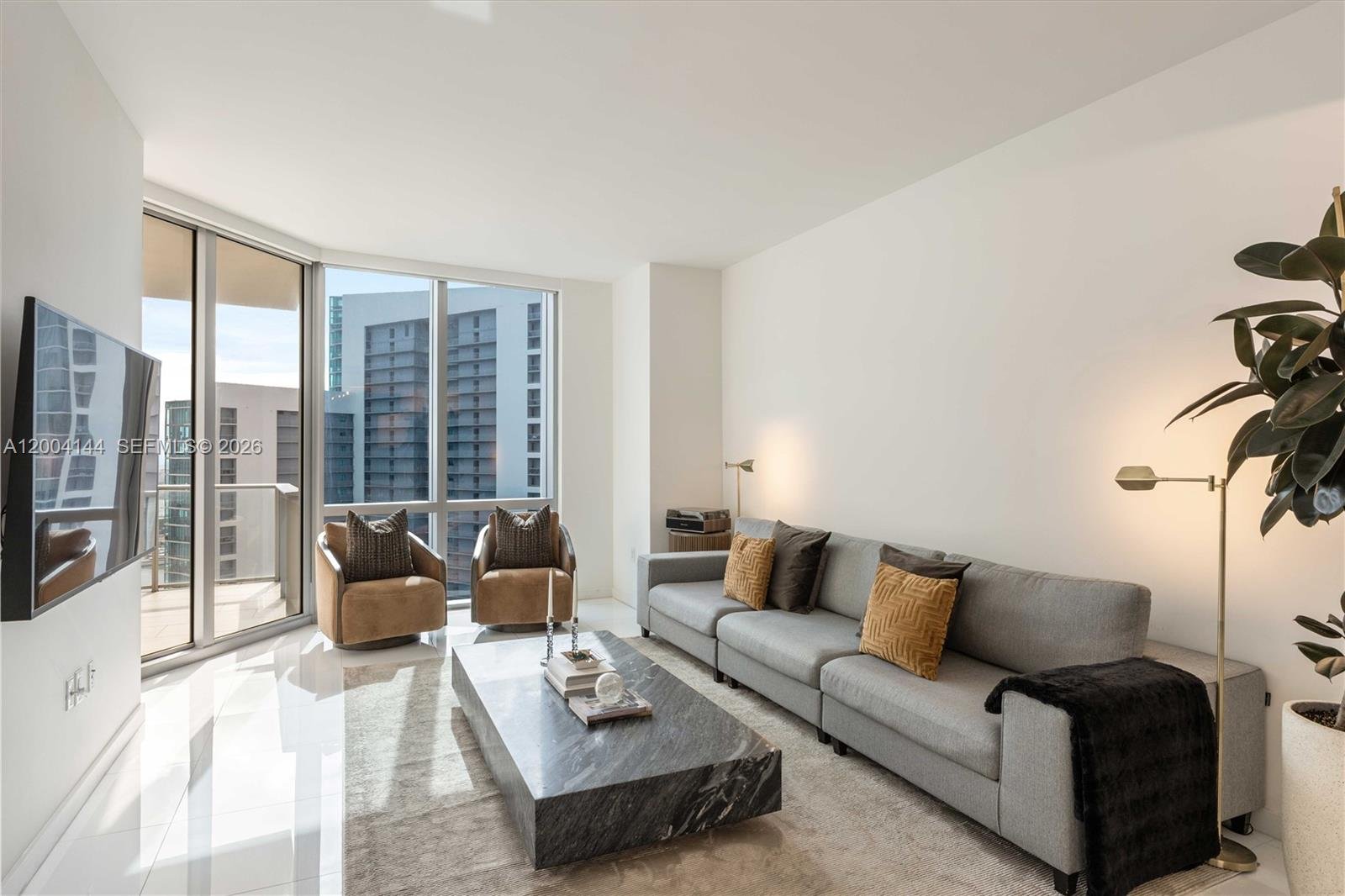 851 NE 1st Ave # 4405, Miami FL 33132