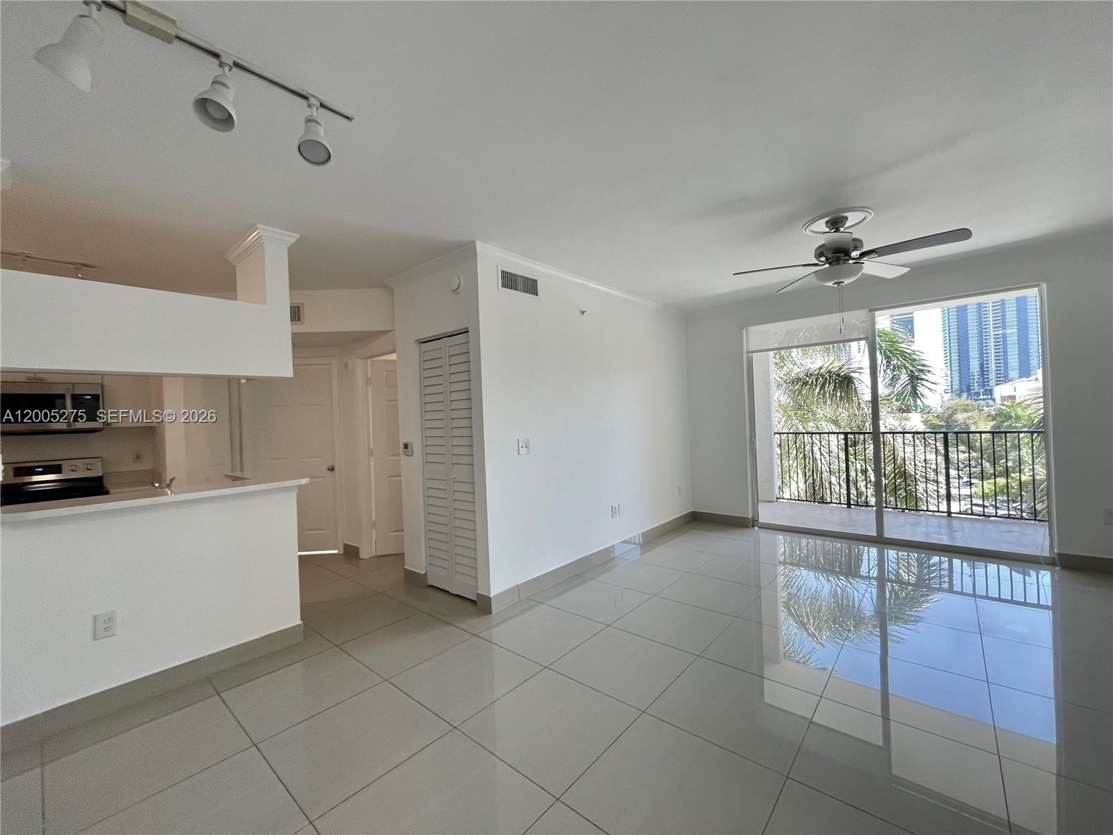 17100 N Bay Rd # 1517, Sunny Isles Beach FL 33160