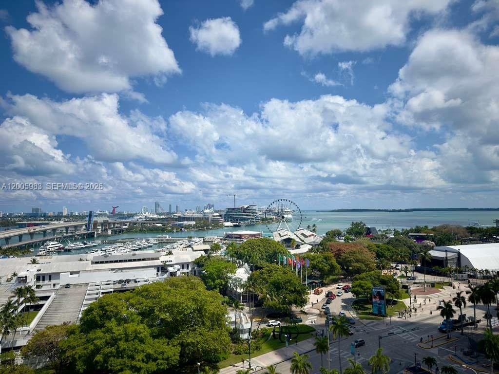 398 NE 5th St # 4313, Miami FL 33132