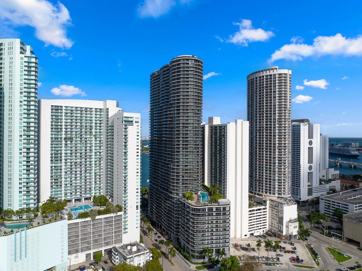 488 NE 18th Street # 905, Miami FL 33132