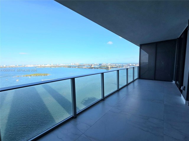 700 NE 24 ST # 3104, Miami FL 33137