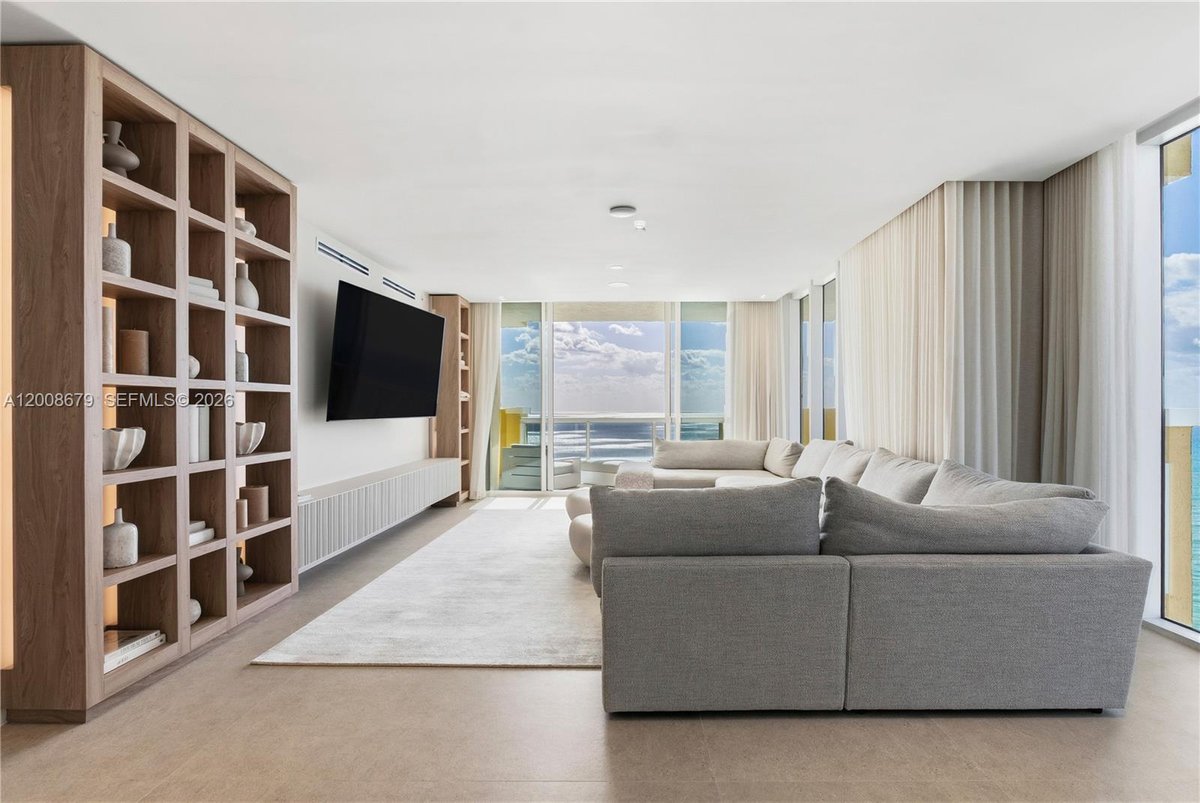 17875 Collins Ave # 3906, Sunny Isles Beach FL 33160