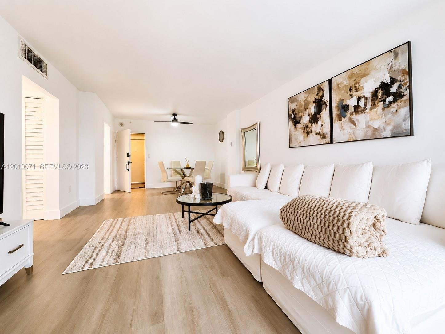 400 Kings Point Dr # 1224, Sunny Isles Beach FL 33160