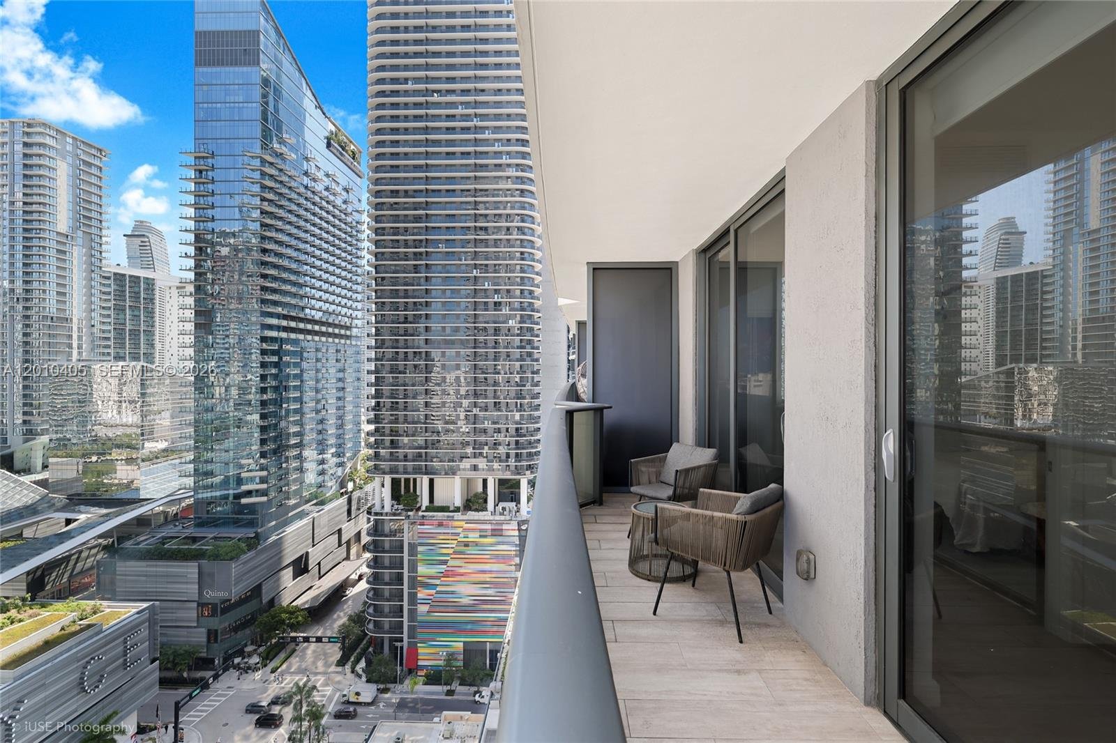 55 SW 9th St # 2109, Miami FL 33130