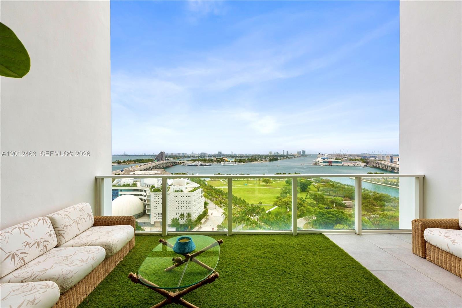 1040 Biscayne Blvd # 1602, Miami FL 33132