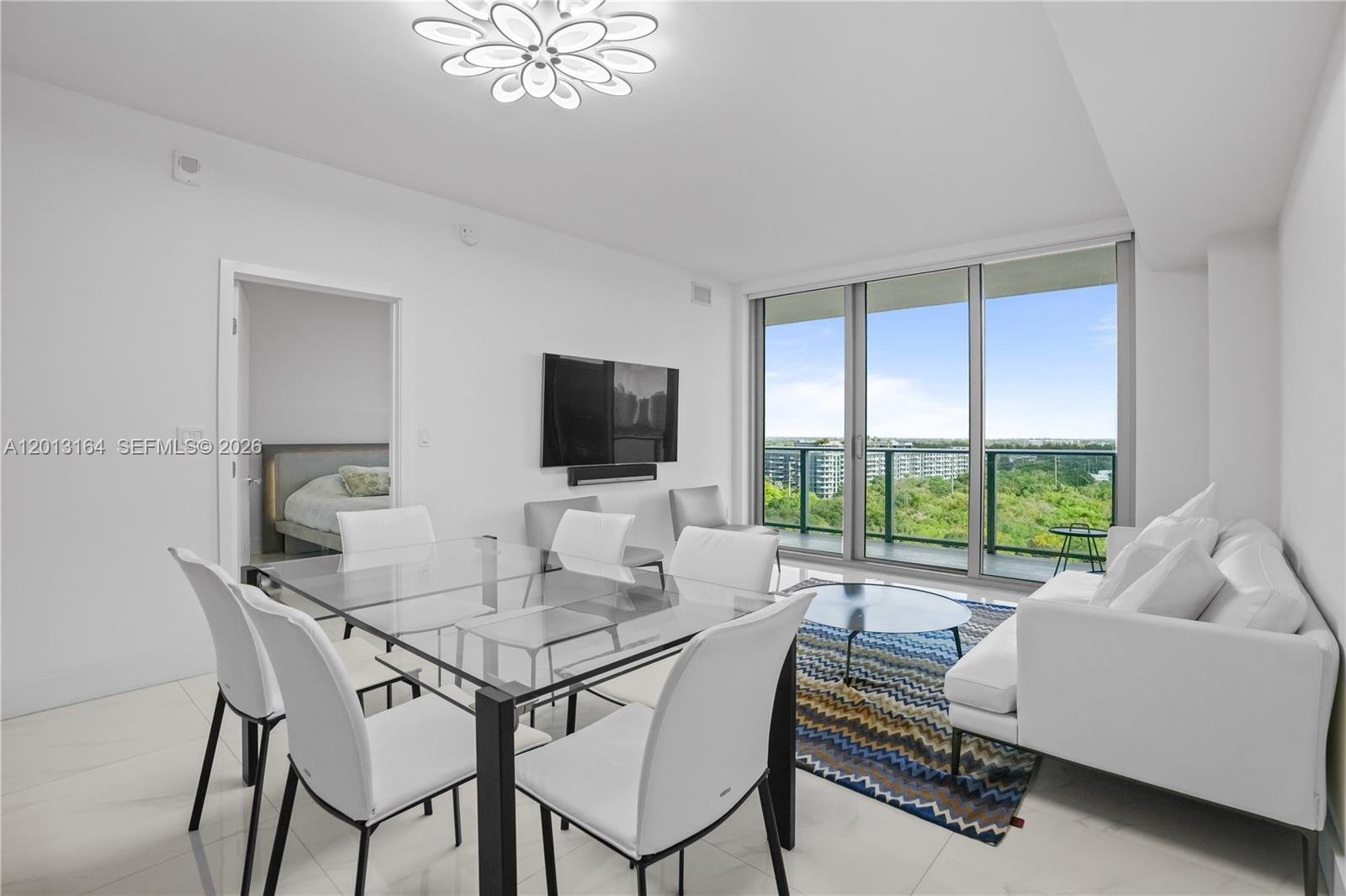 16385 Biscayne Blvd # 1402, North Miami Beach FL 33160
