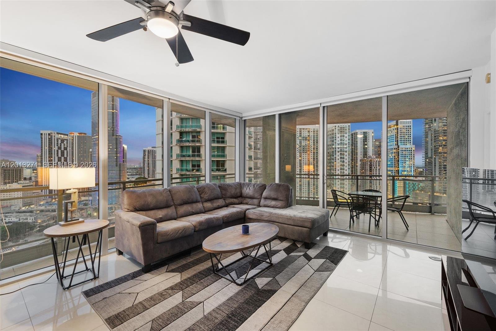 90 SW 3rd St # 2504, Miami FL 33130