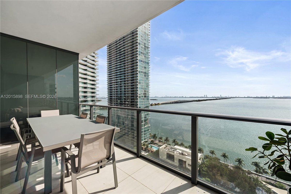 480 NE 31st St # 1802, Miami FL 33137