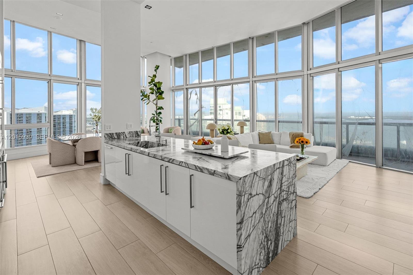 465 Brickell Ave # 4101, Miami FL 33131