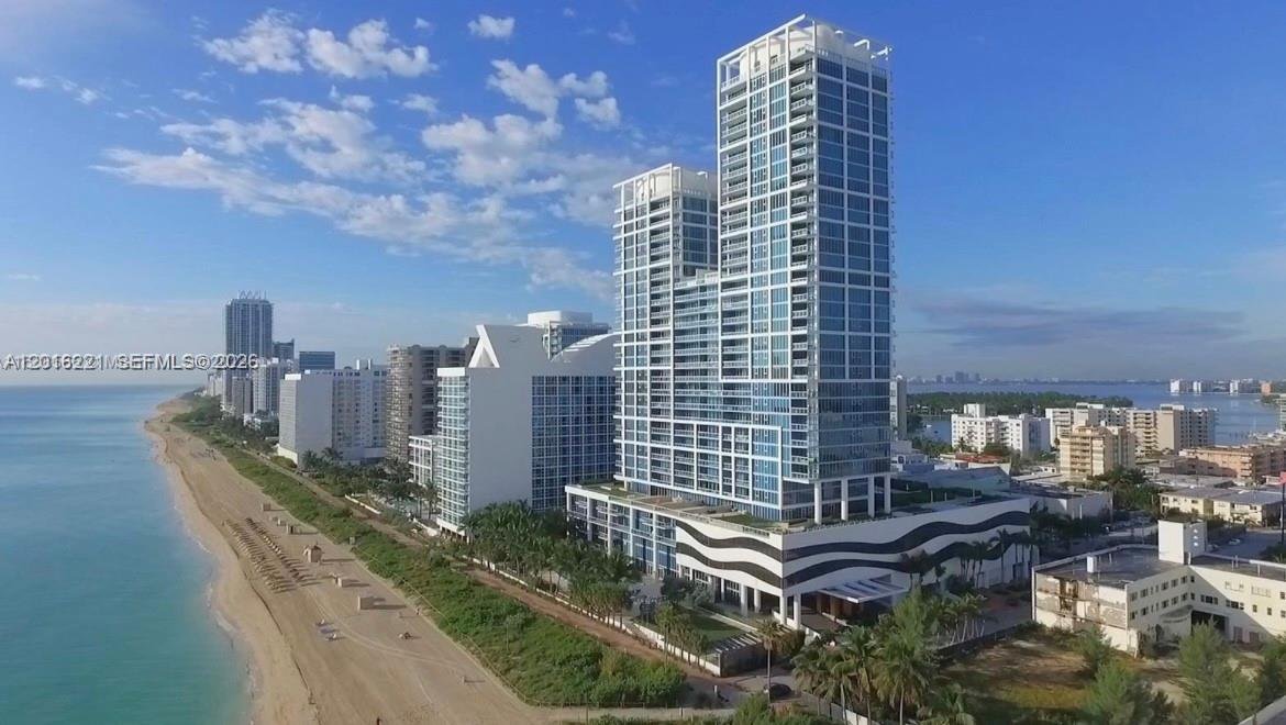 6801 Collins Ave, Miami Beach FL 33141