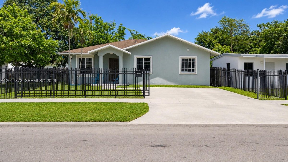 16009 NW 27th Ave, Miami Gardens FL 33054