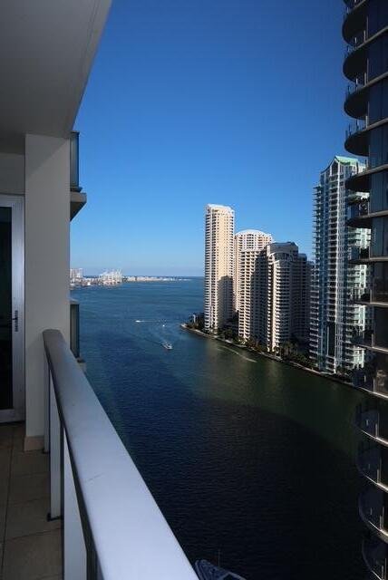 300 S Biscayne Boulevard # T1902, Miami FL 33131
