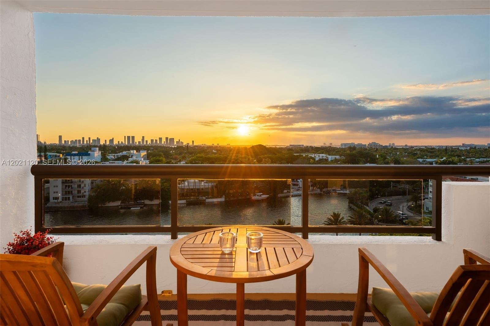 2555 Collins Ave # 1106, Miami Beach FL 33140
