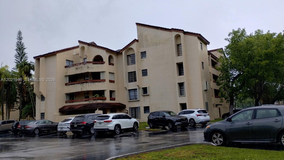 12455 SW 93rd Ter # 208T, Miami FL 33186