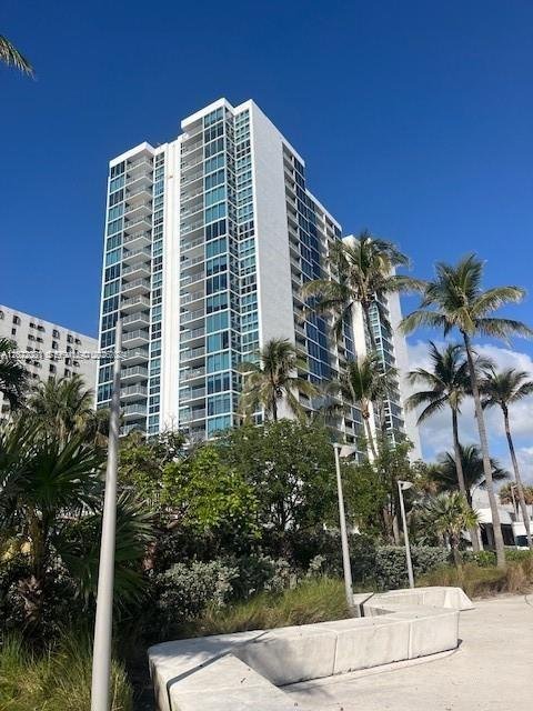 2655 Collins Ave # 2302, Miami Beach FL 33140
