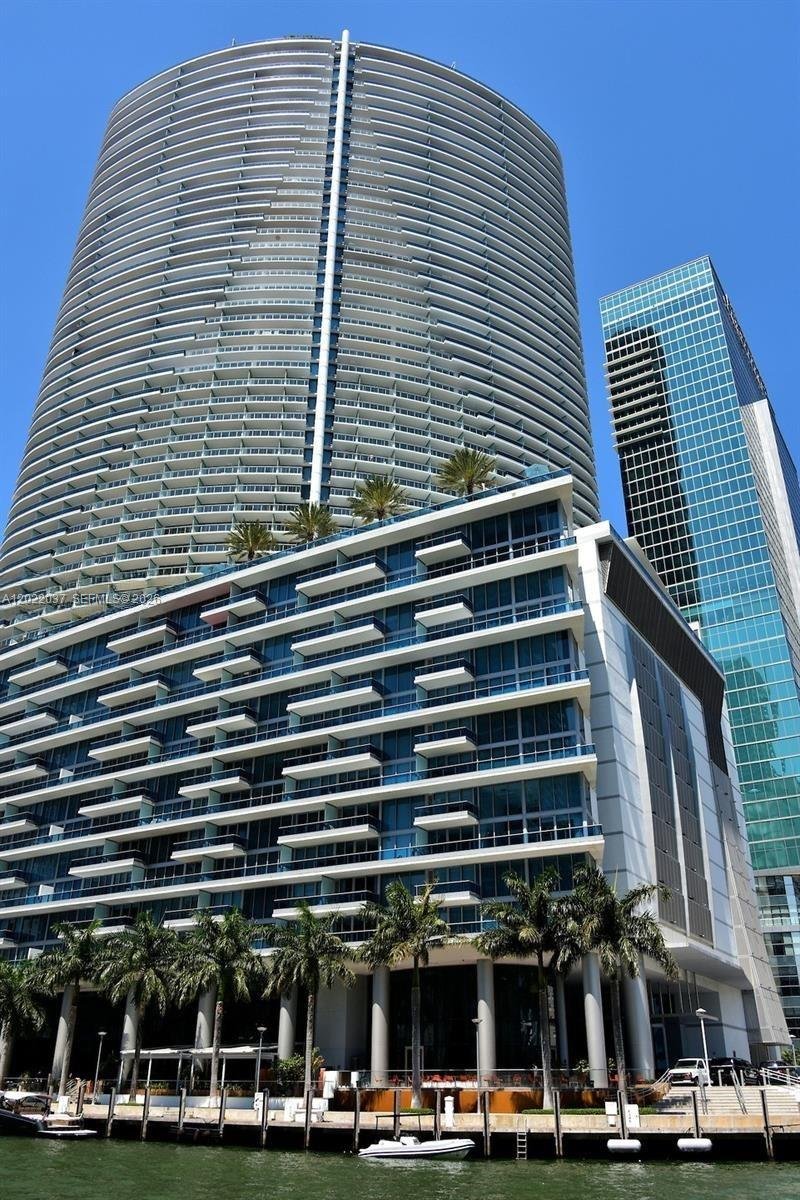 200 Biscayne Boulevard Way # 3911, Miami FL 33131