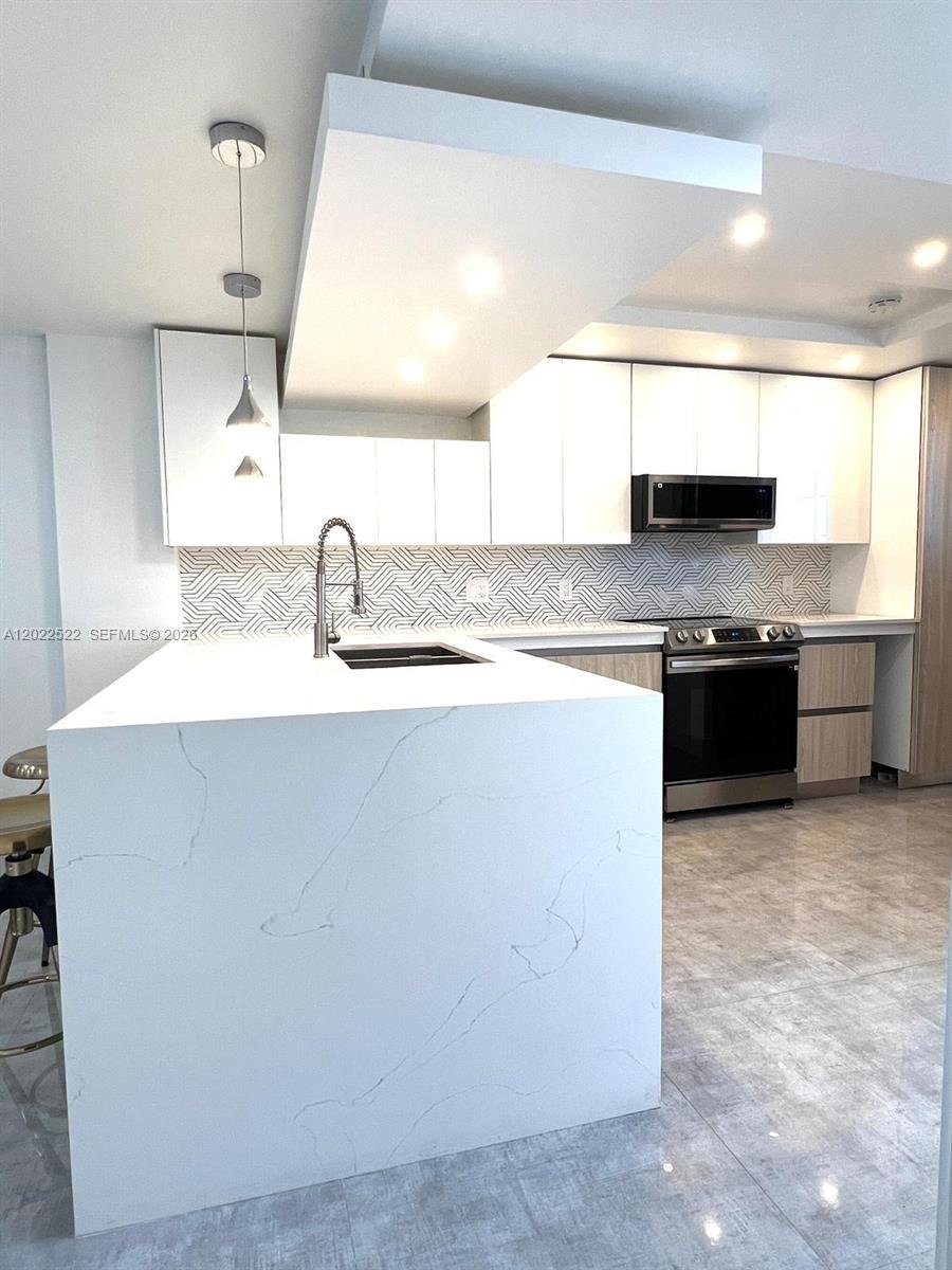 2903 N Miami Beach Blvd # 1003, North Miami Beach FL 33160