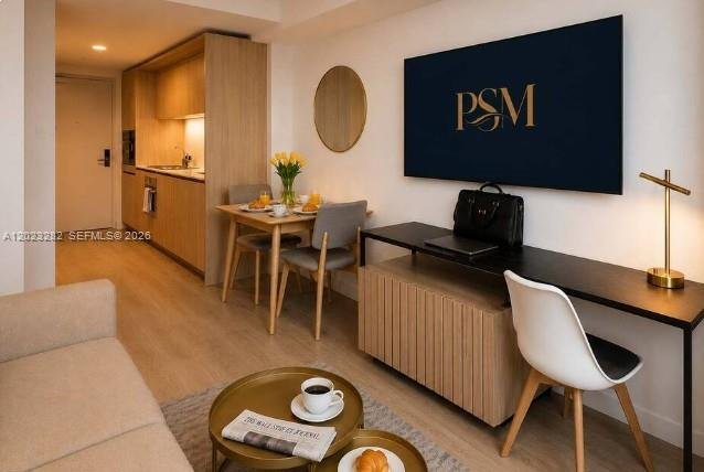225 N Miami Ave # 2108, Miami FL 33128