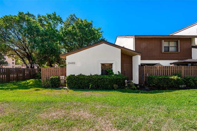 11482 SW 109th Rd # 29A, Miami FL 33176