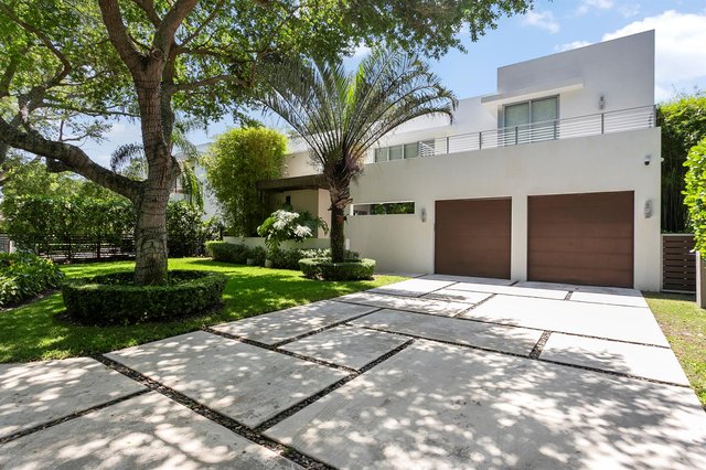 7700 SW 53rd Court, Miami FL 33143