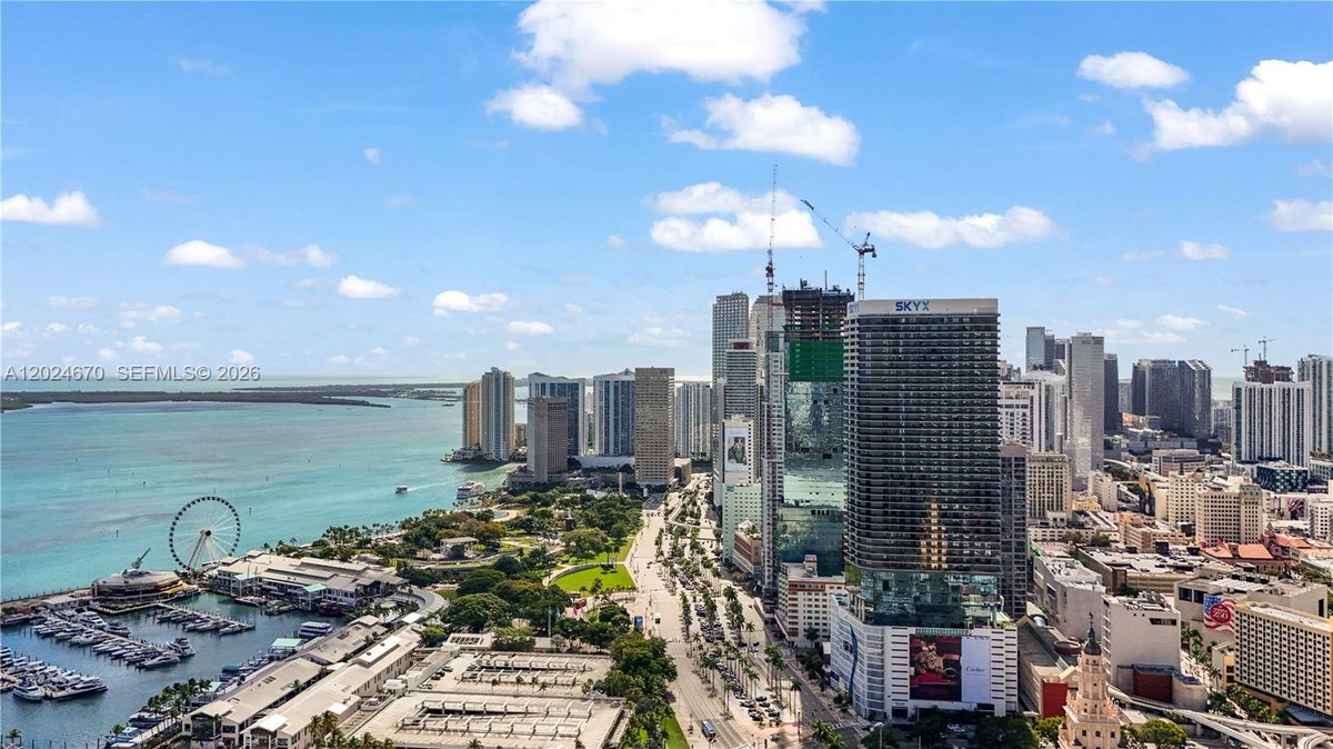 398 NE 5th St # 2310, Miami FL 33132