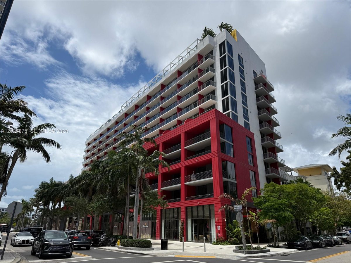 90 NE 32 # 1016, Miami FL 33137