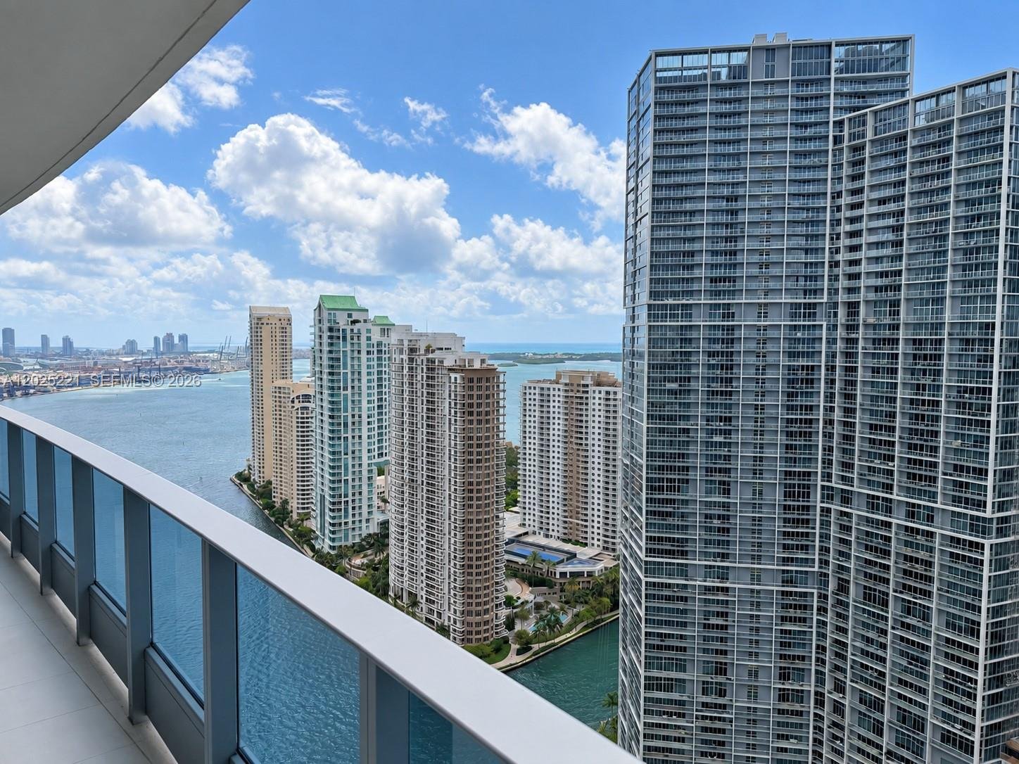 200 Biscayne Boulevard Way # 4104, Miami FL 33131