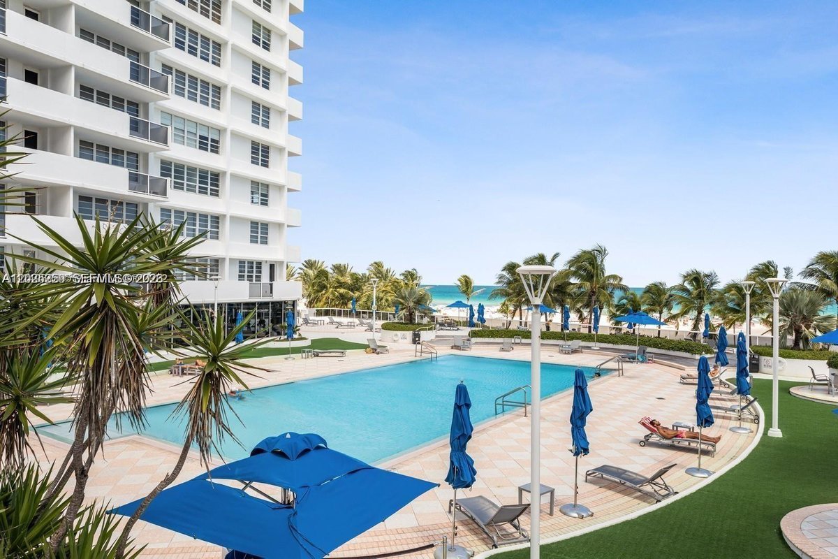 100 Lincoln Rd # 720, Miami Beach FL 33139