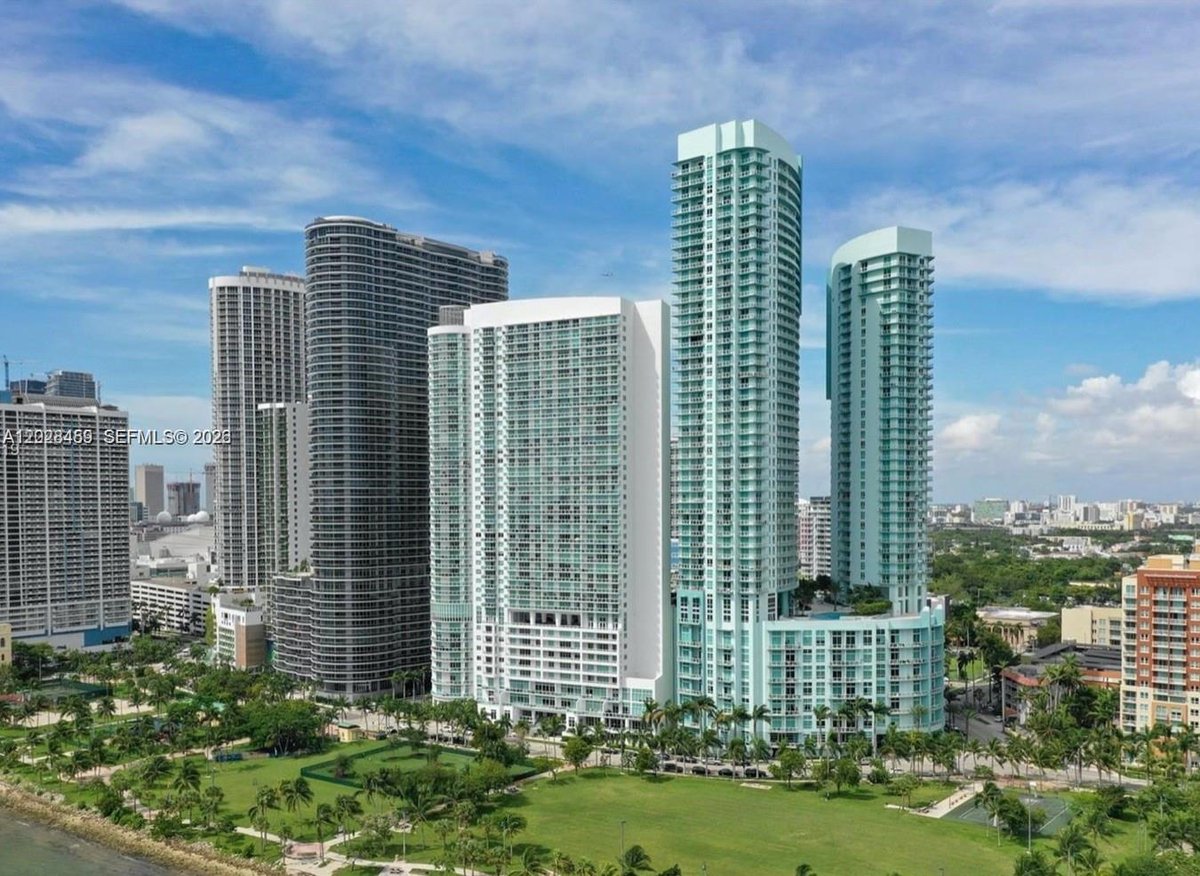 1900 N Bayshore Dr # 2415, Miami FL 33132
