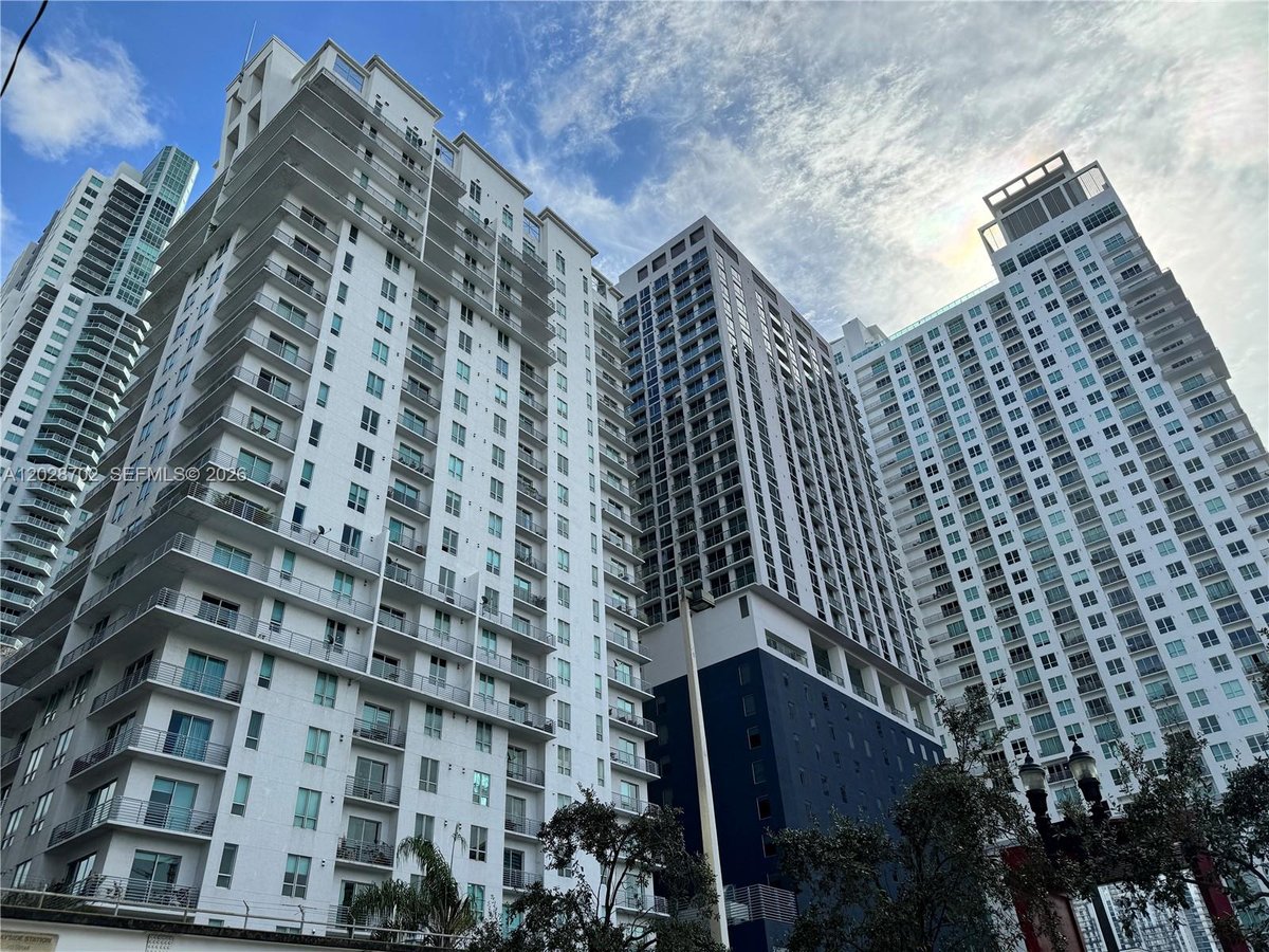 234 NE 3rd St # 1208, Miami FL 33132