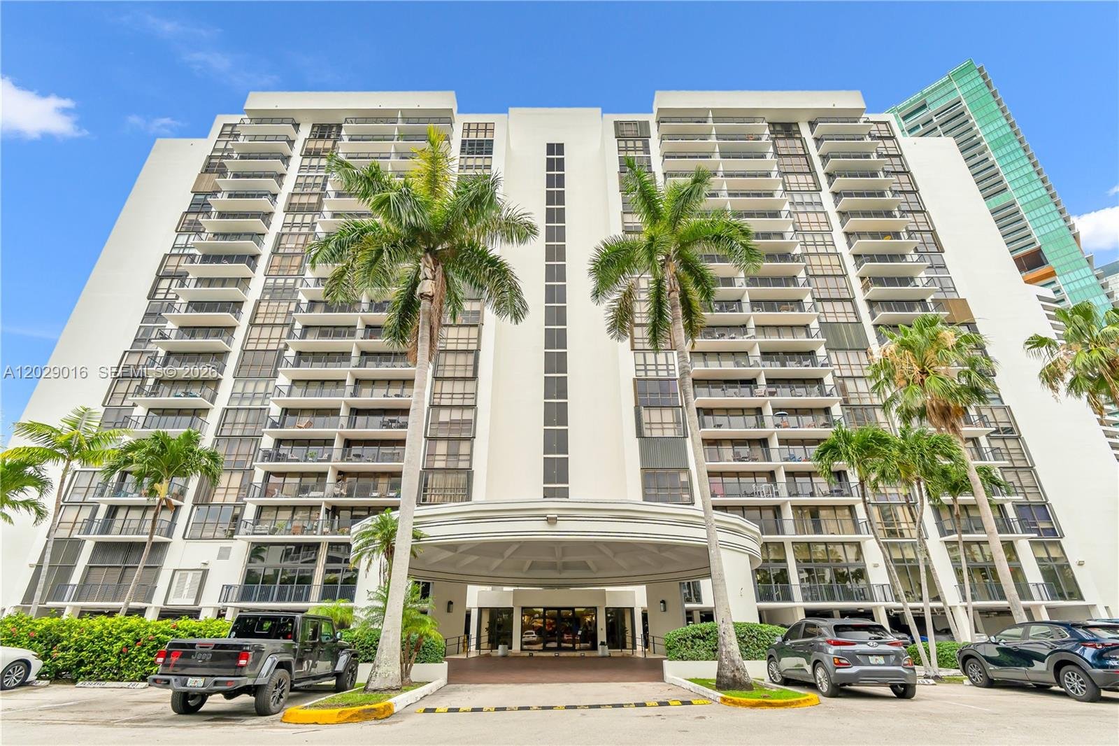1450 Brickell Bay Dr # 1815, Miami FL 33131