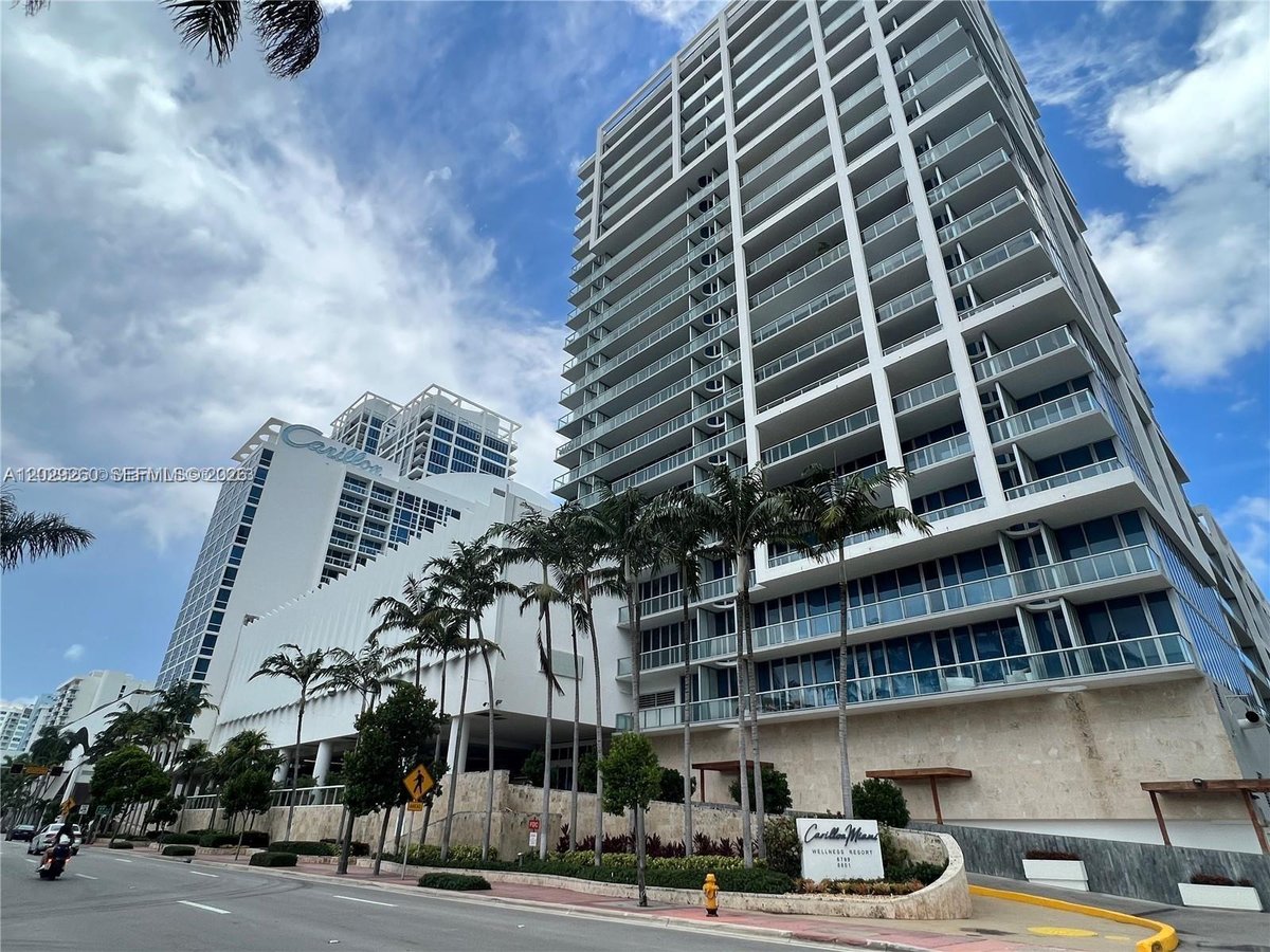 6799 Collins Ave # 1501, Miami Beach FL 33141
