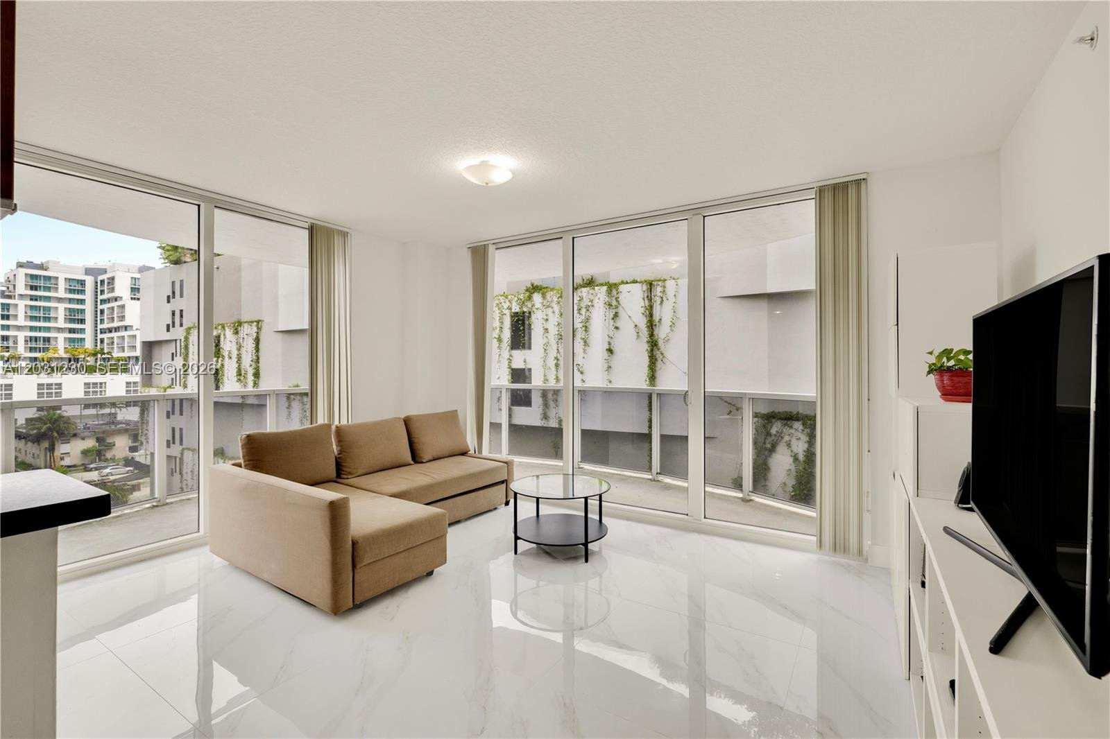 601 NE 23rd St # 706, Miami FL 33137
