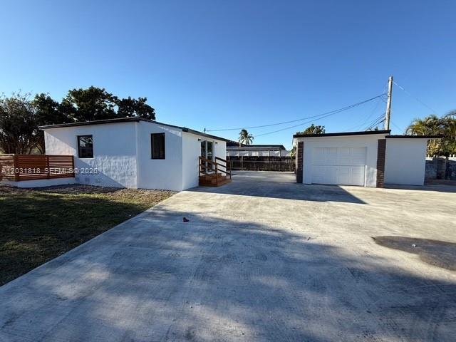 1800 SW 75th Ave Rd, Miami FL 33155