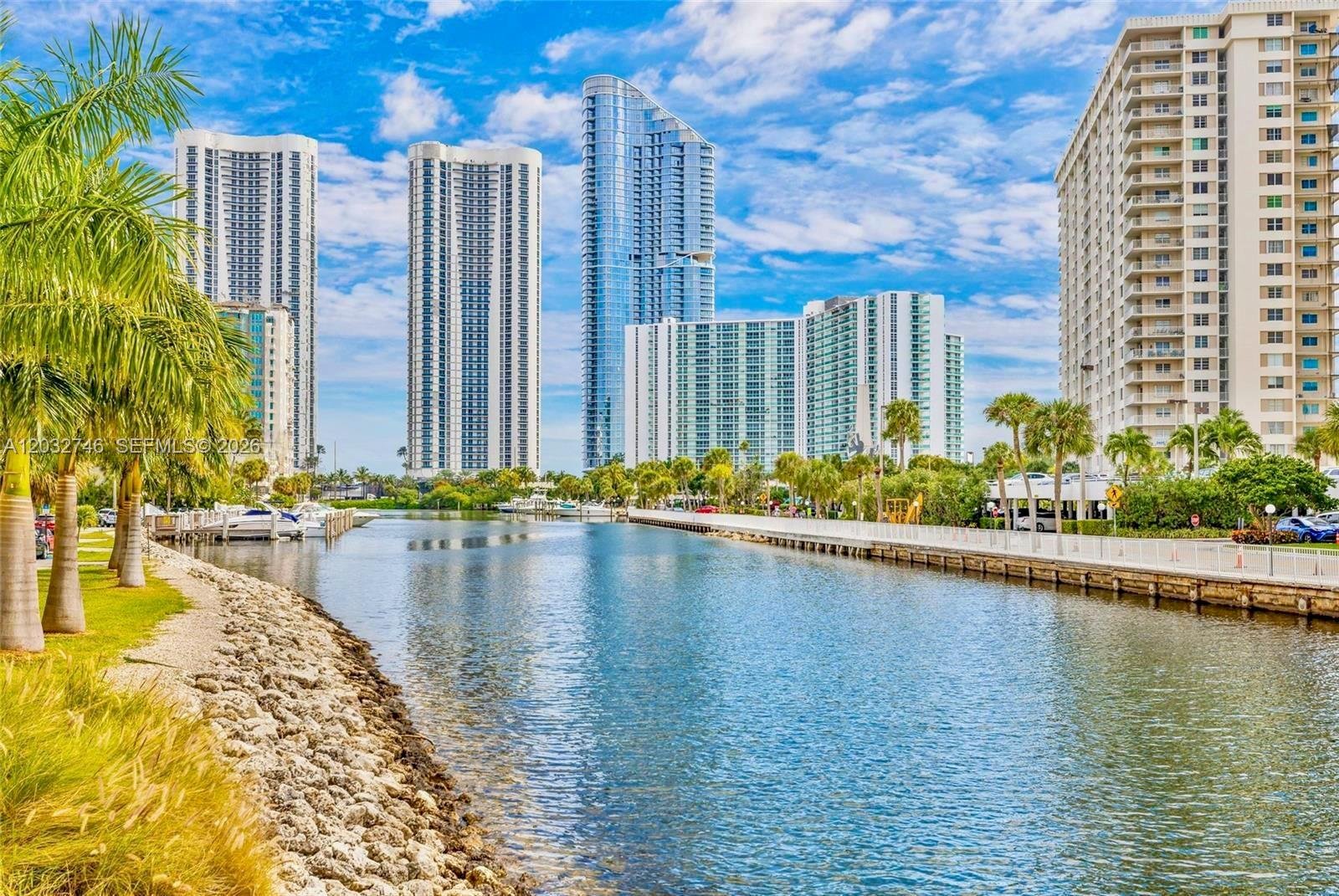 400 Kings Point Dr # 309, Sunny Isles Beach FL 33160