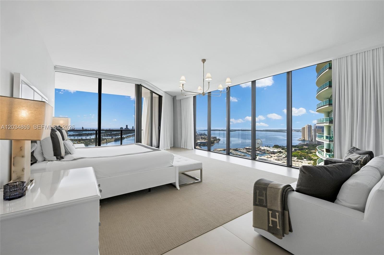 1000 Biscayne Blvd # 3701, Miami FL 33132